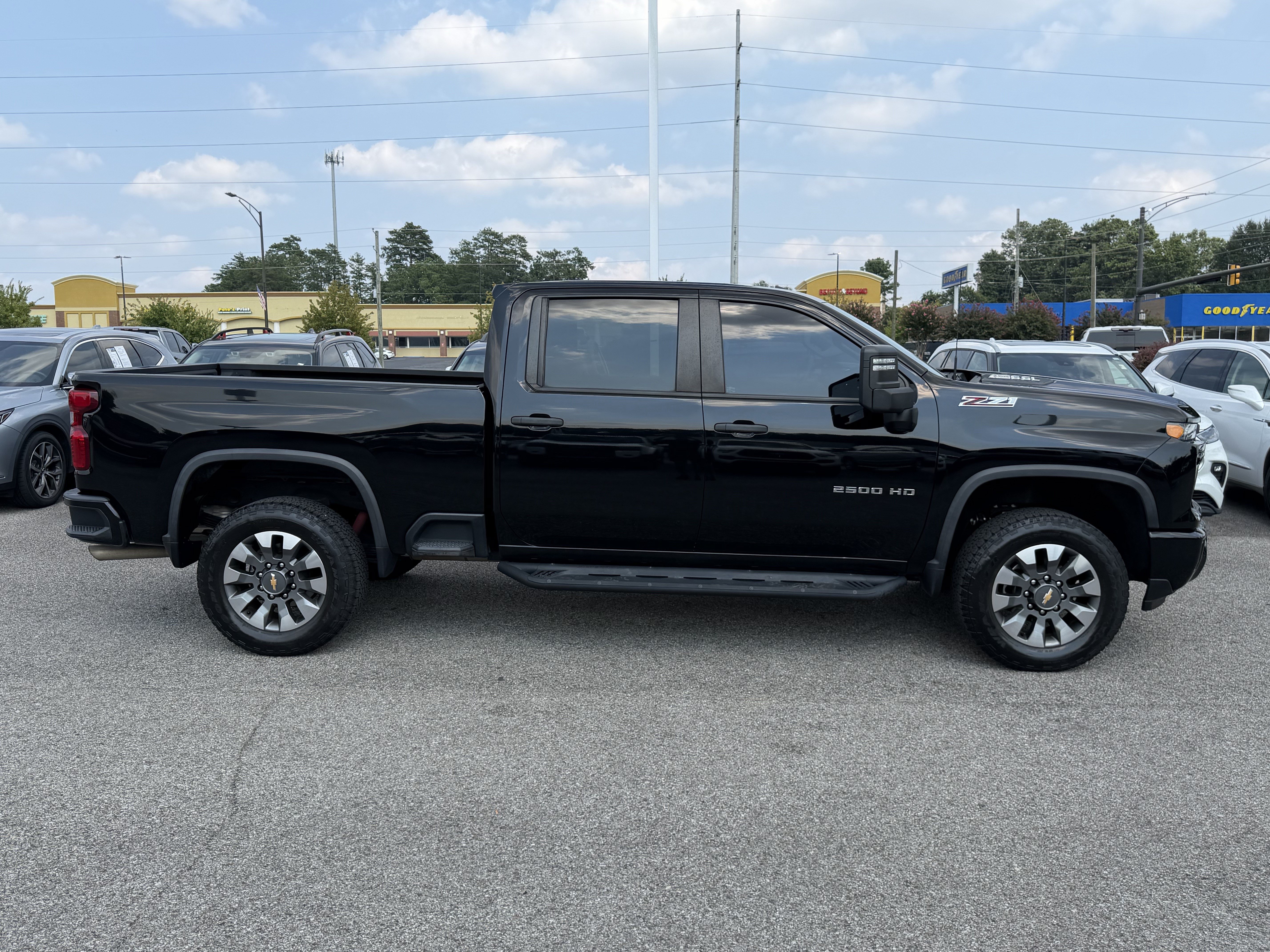 Used 2024 Chevrolet Silverado 2500 Custom w/ Custom Value Package AWD/4WD image 11
