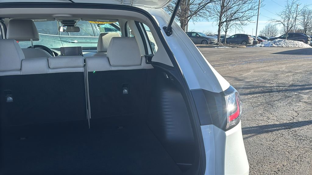 Used 2025 Honda HR-V LX image 35