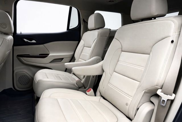 Used 2021 GMC Acadia Denali w/ Denali Ultimate Package image 15