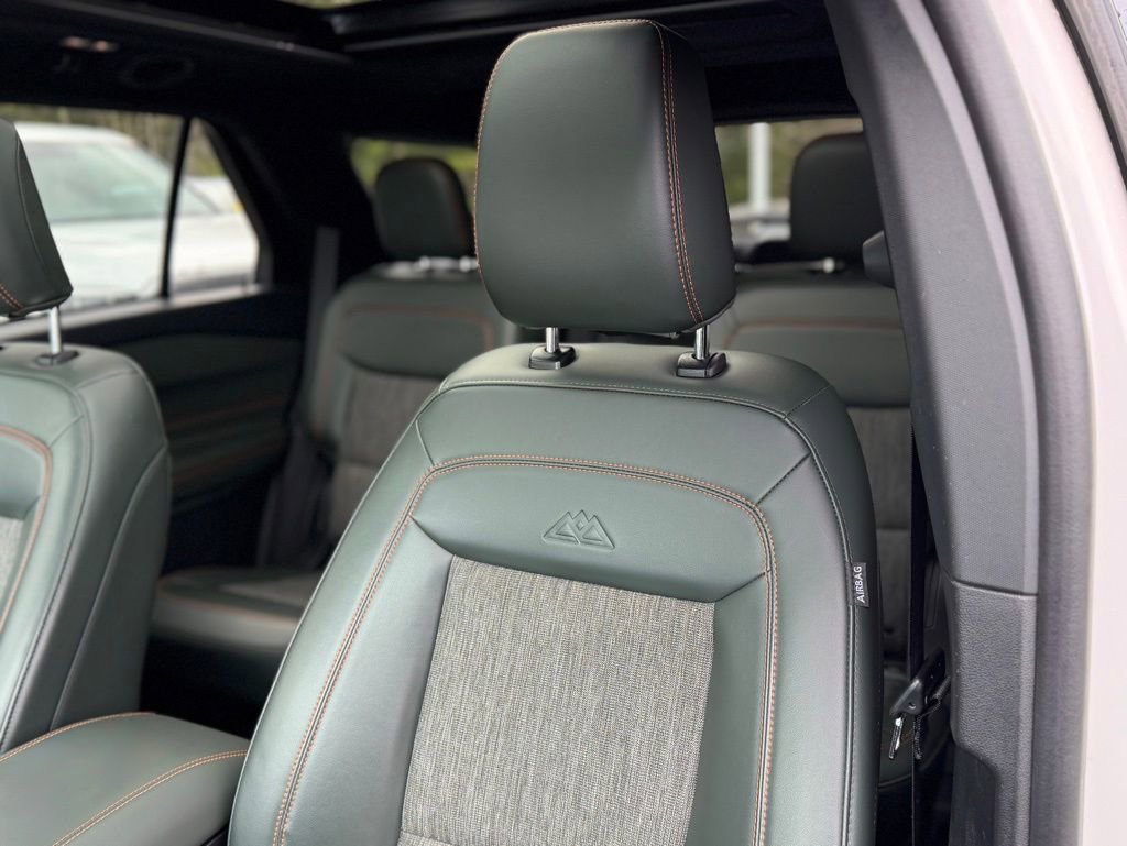 Used 2024 Ford Explorer Timberline w/ Timberline Technology Package AWD/4WD image 7