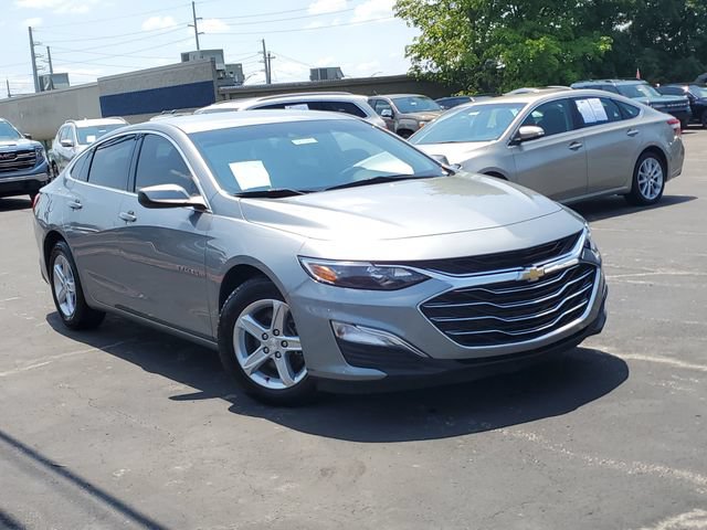 Used 2025 Chevrolet Malibu LS FWD image 31