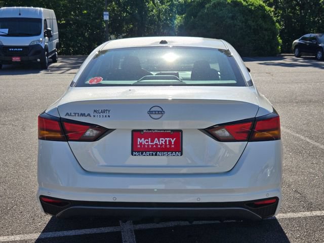 New 2026 Nissan Altima 2.5 SV FWD image 8
