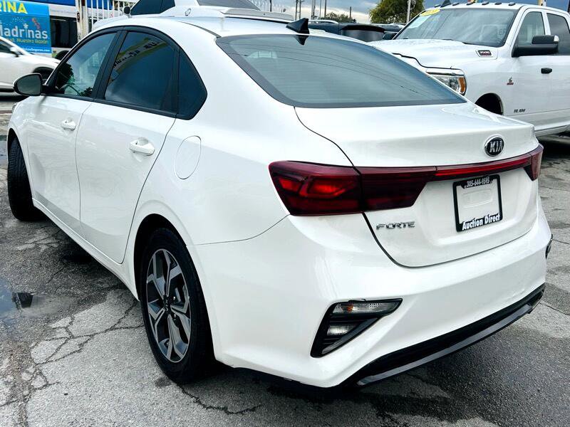 Used 2021 Kia Forte LXS image 3