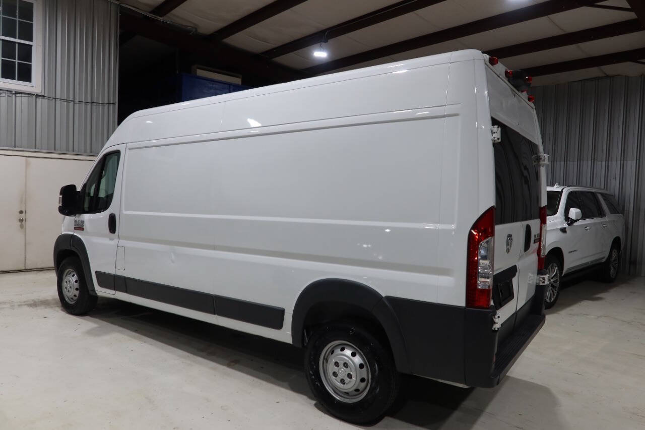 Used 2018 RAM ProMaster 2500 FWD image 2