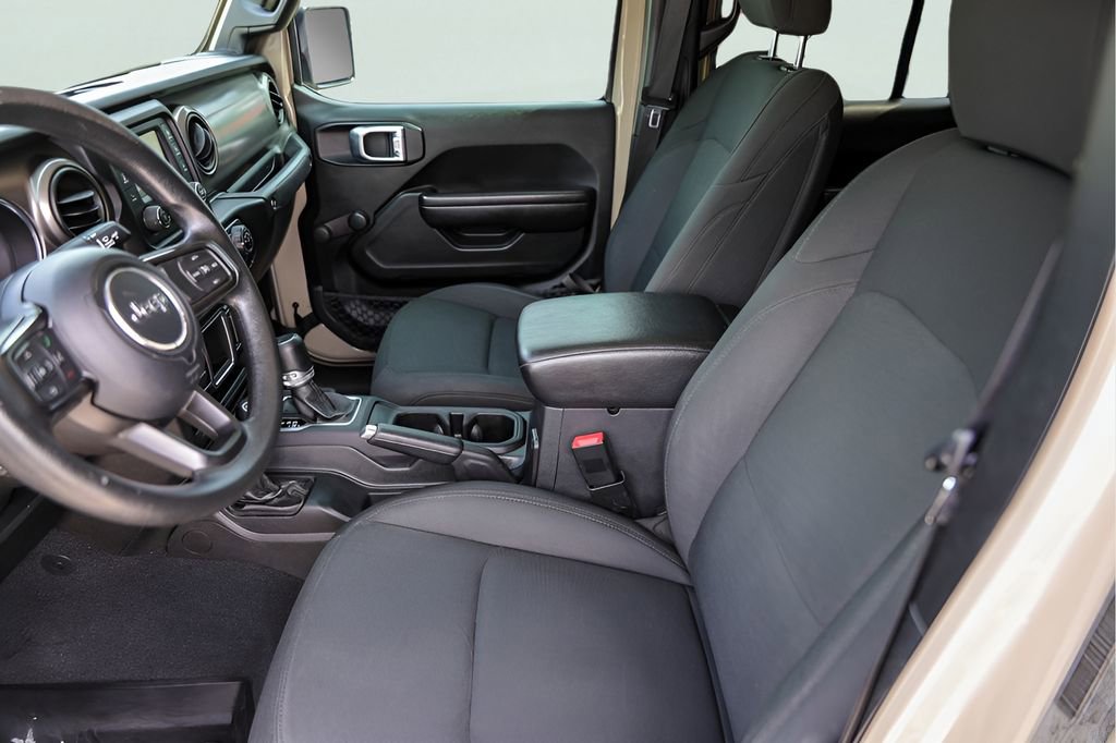 Used 2020 Jeep Gladiator Sport AWD/4WD image 11