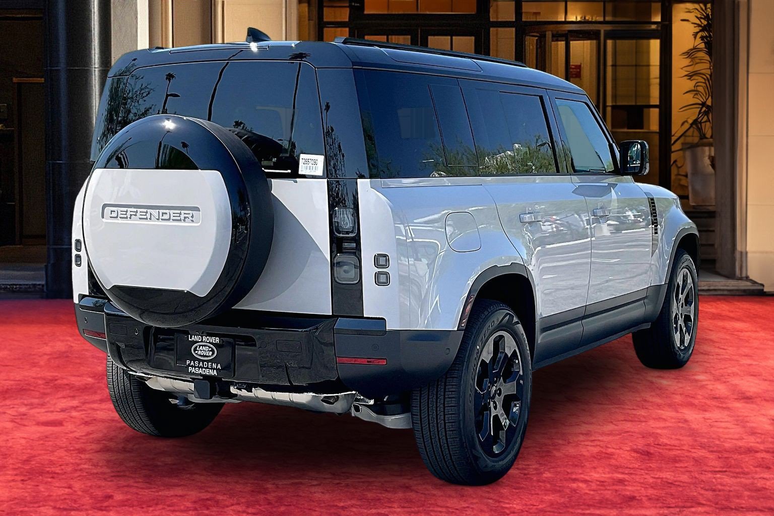 New 2026 Land Rover Defender 110 S AWD/4WD image 5