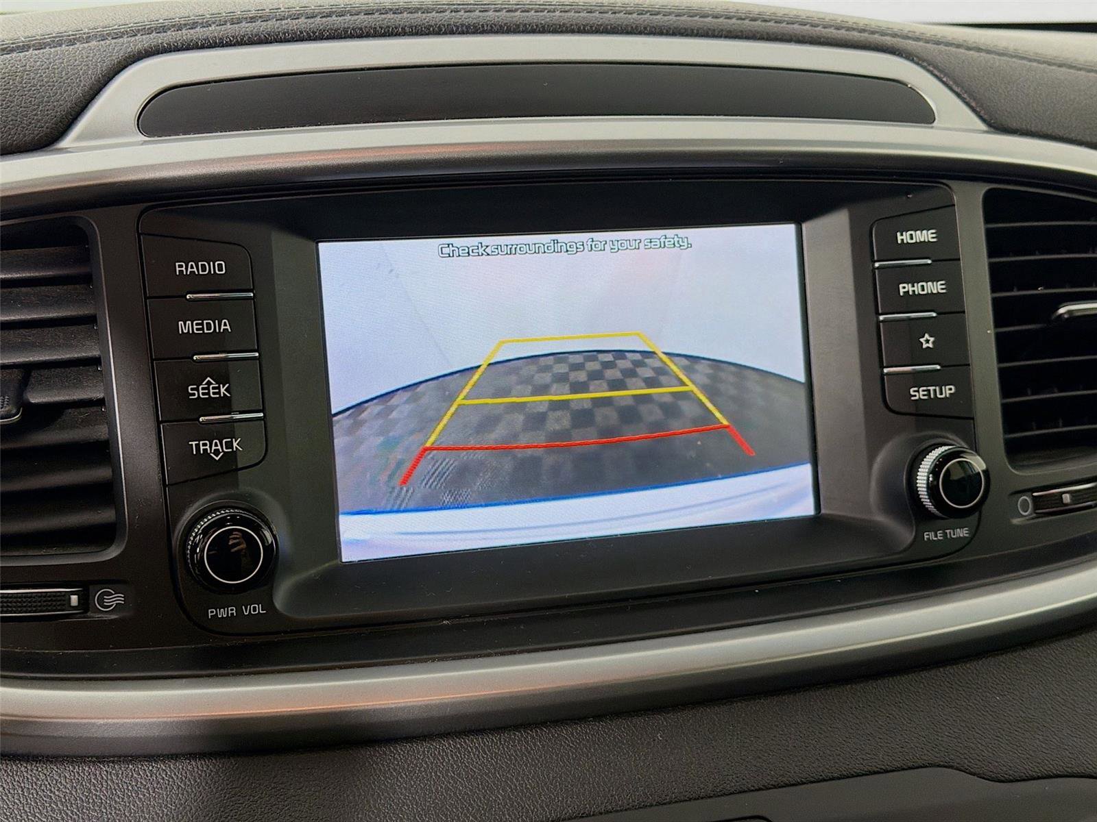 Used 2019 Kia Sorento S AWD/4WD image 15