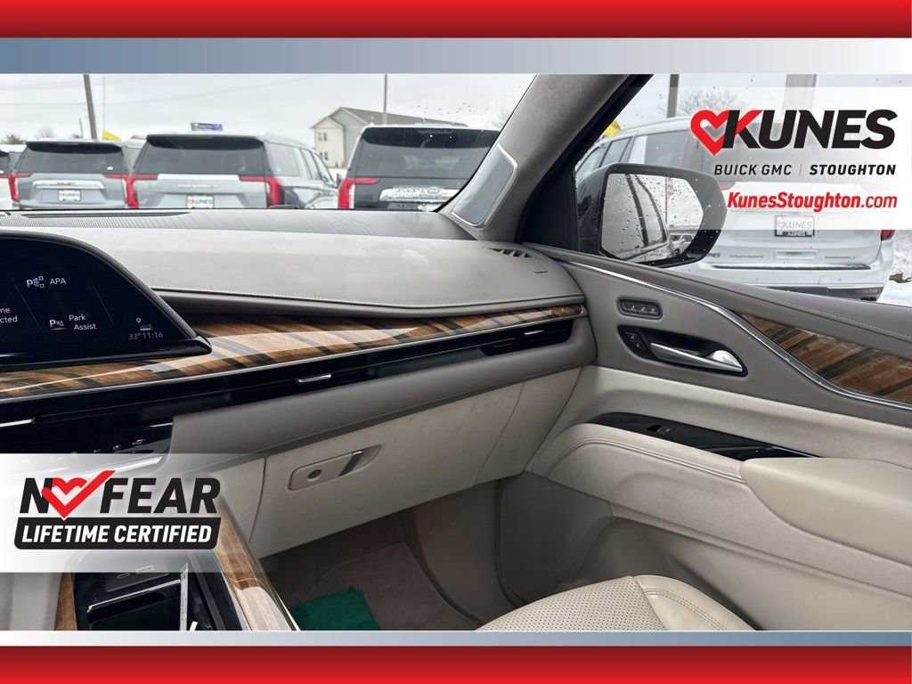 Used 2023 Cadillac Escalade Sport Platinum image 43