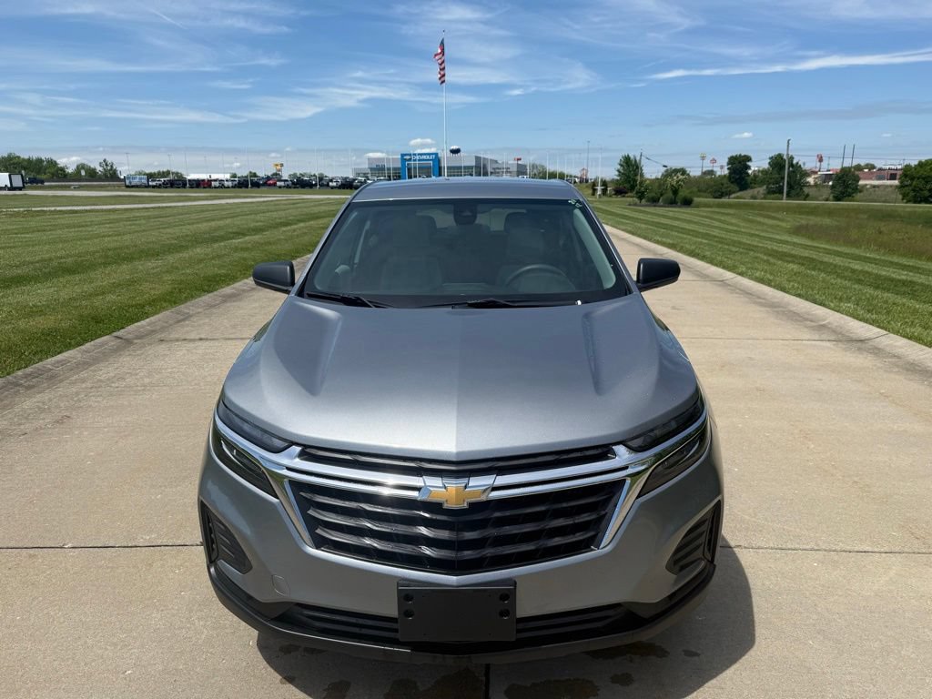 Used 2024 Chevrolet Equinox LS w/ LS Convenience Package FWD image 11
