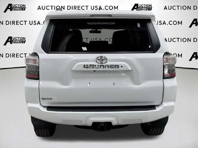 Used 2019 Toyota 4Runner SR5 AWD/4WD image 6