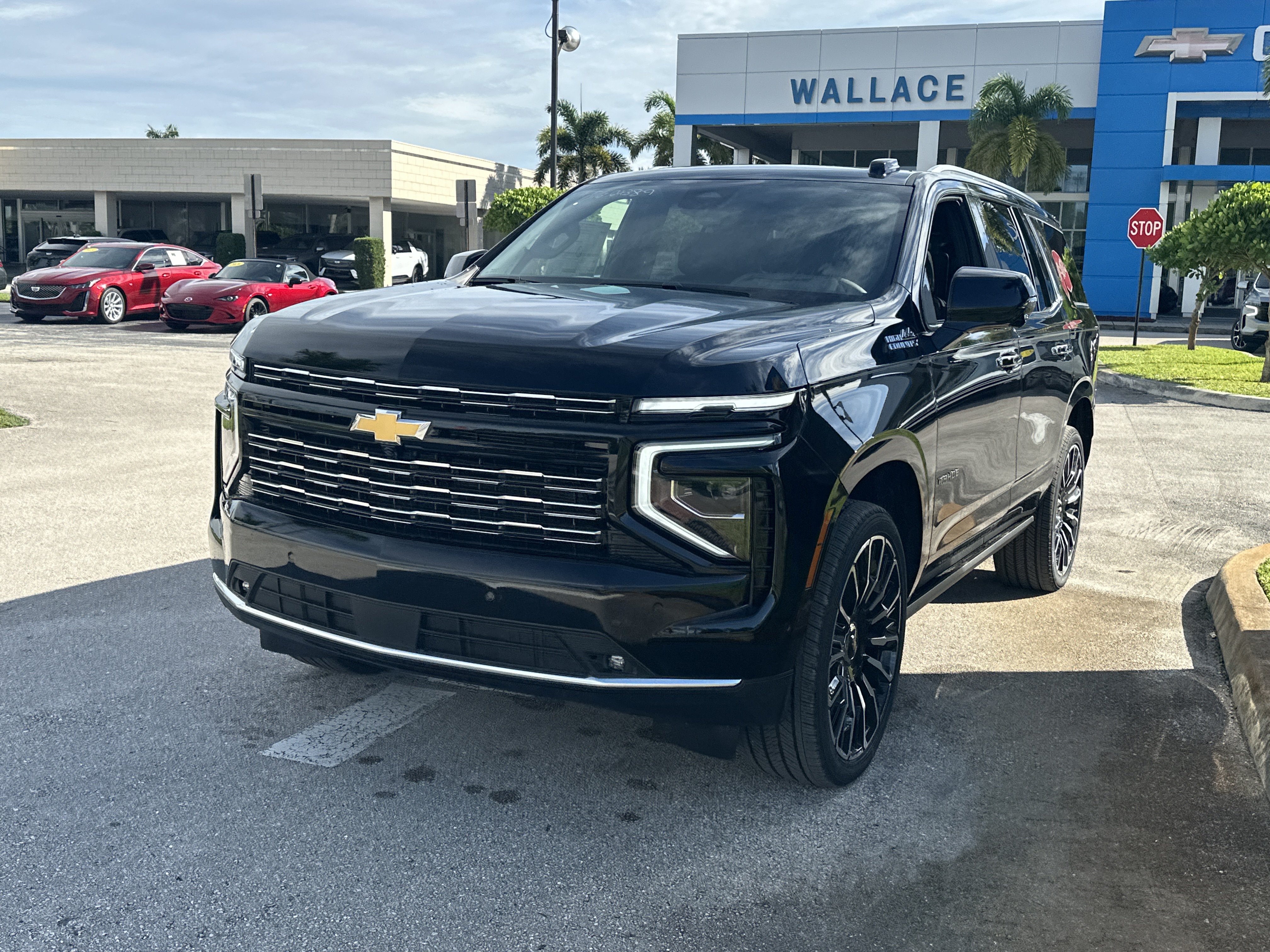 New 2026 Chevrolet Tahoe High Country AWD/4WD image 2