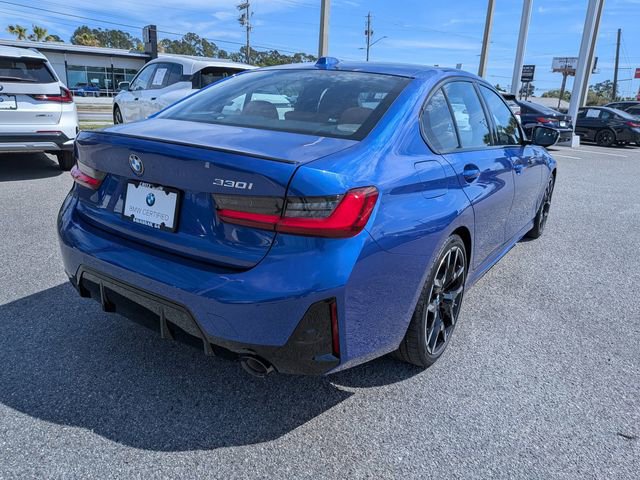 Used 2025 BMW 330i Sedan w/ M Sport Package RWD image 5