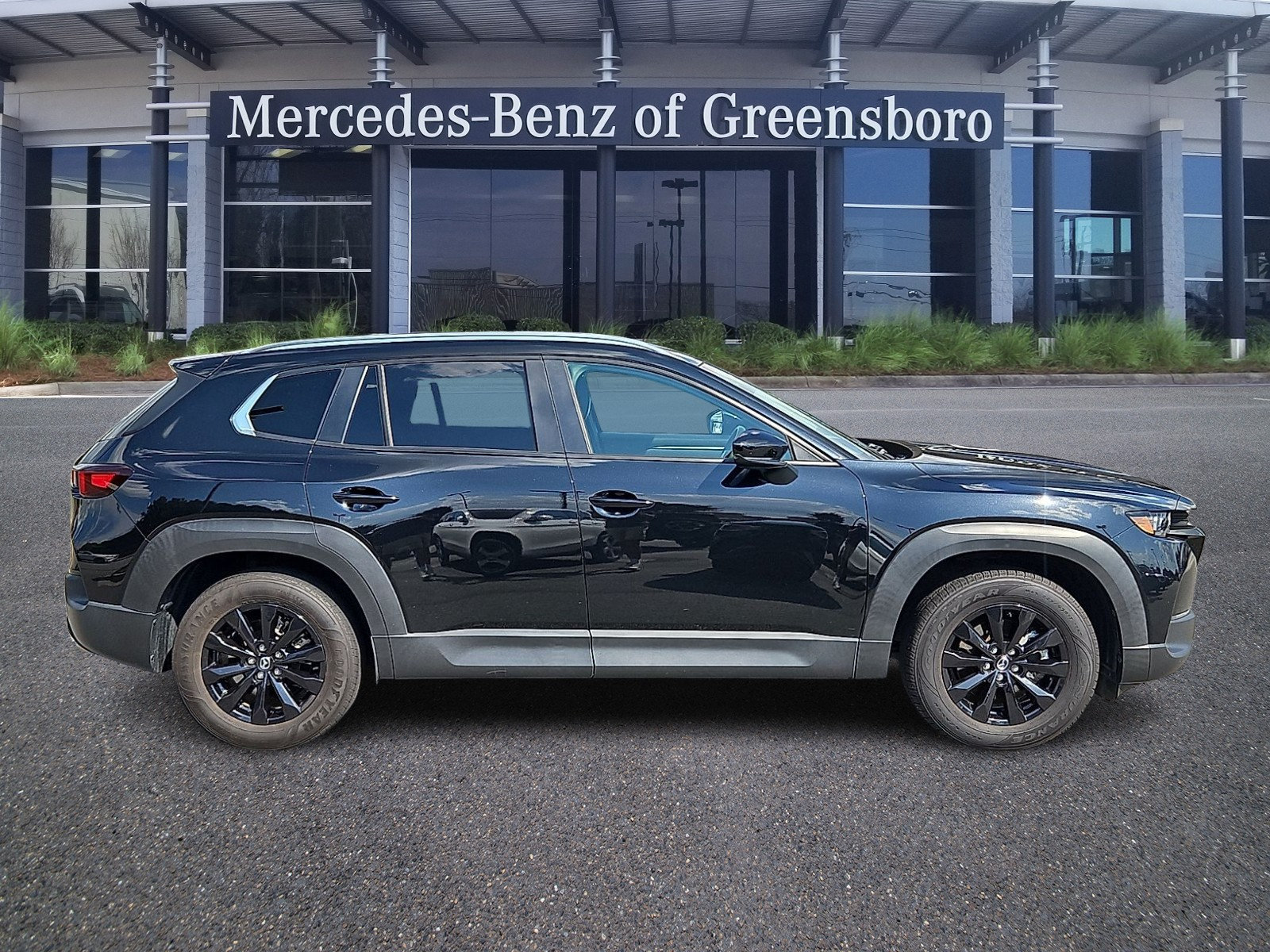 Used 2025 MAZDA CX-50 AWD 2.5 S w/ Preferred Package image 7