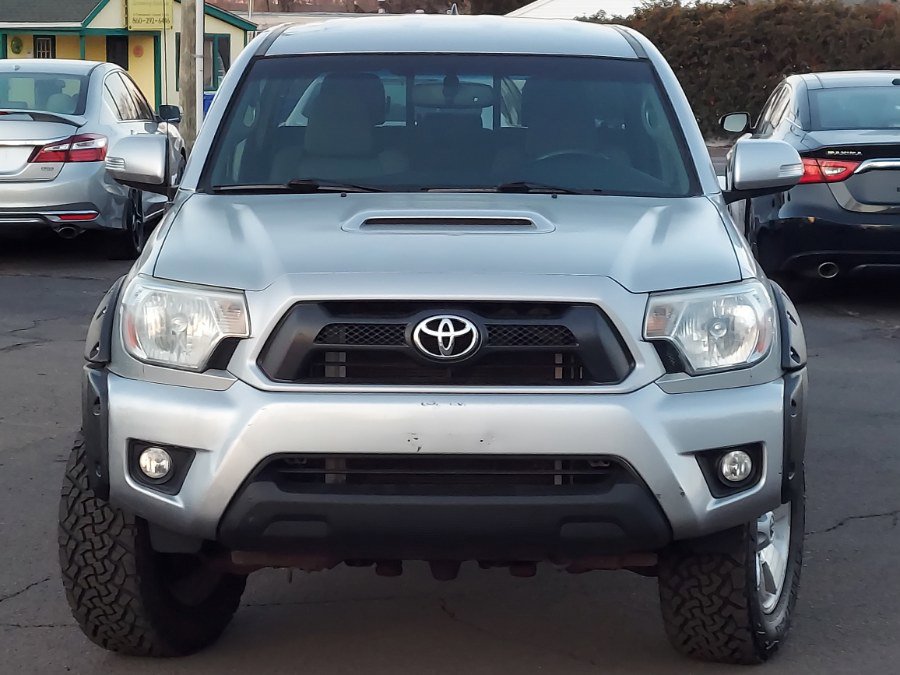 Used 2012 Toyota Tacoma 4x4 Double Cab w/ TRD Sport Pkg image 2