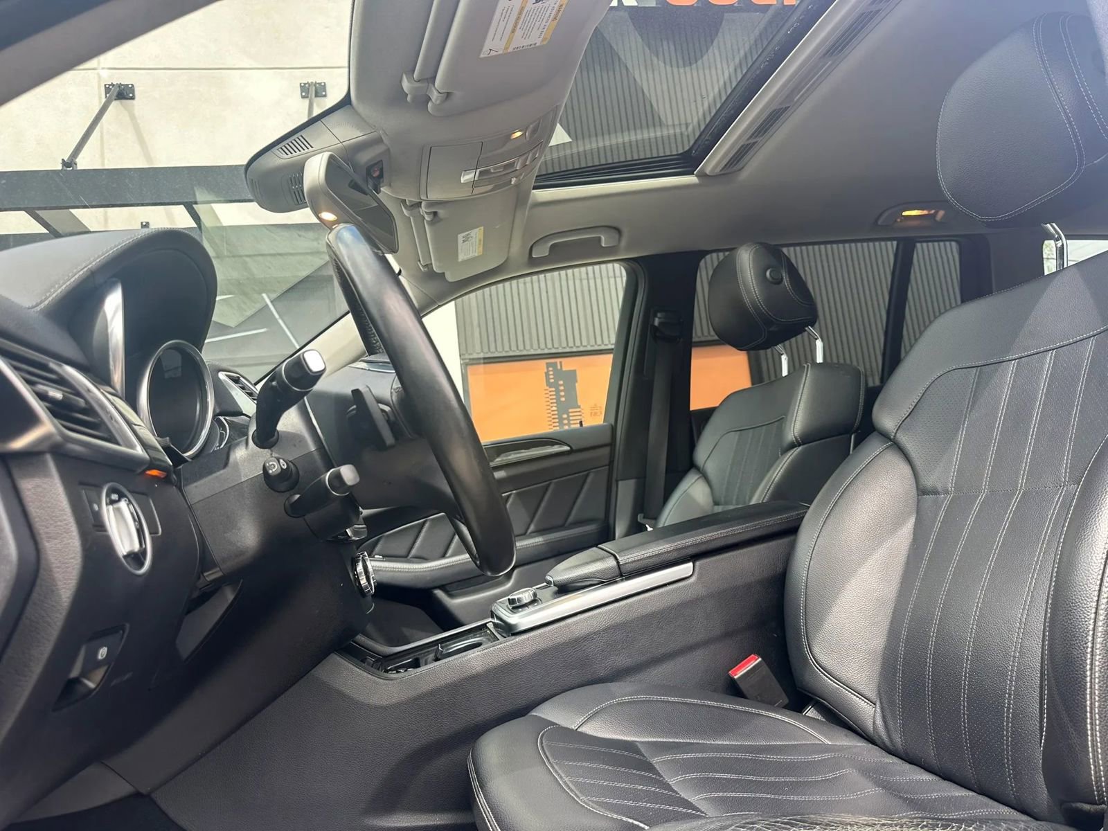 Used 2016 Mercedes-Benz GL 450 4MATIC image 7