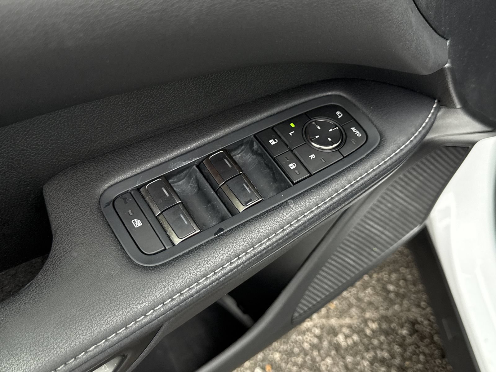 Used 2024 Lexus RX 350 F Sport w/ Convenience Package AWD/4WD image 15