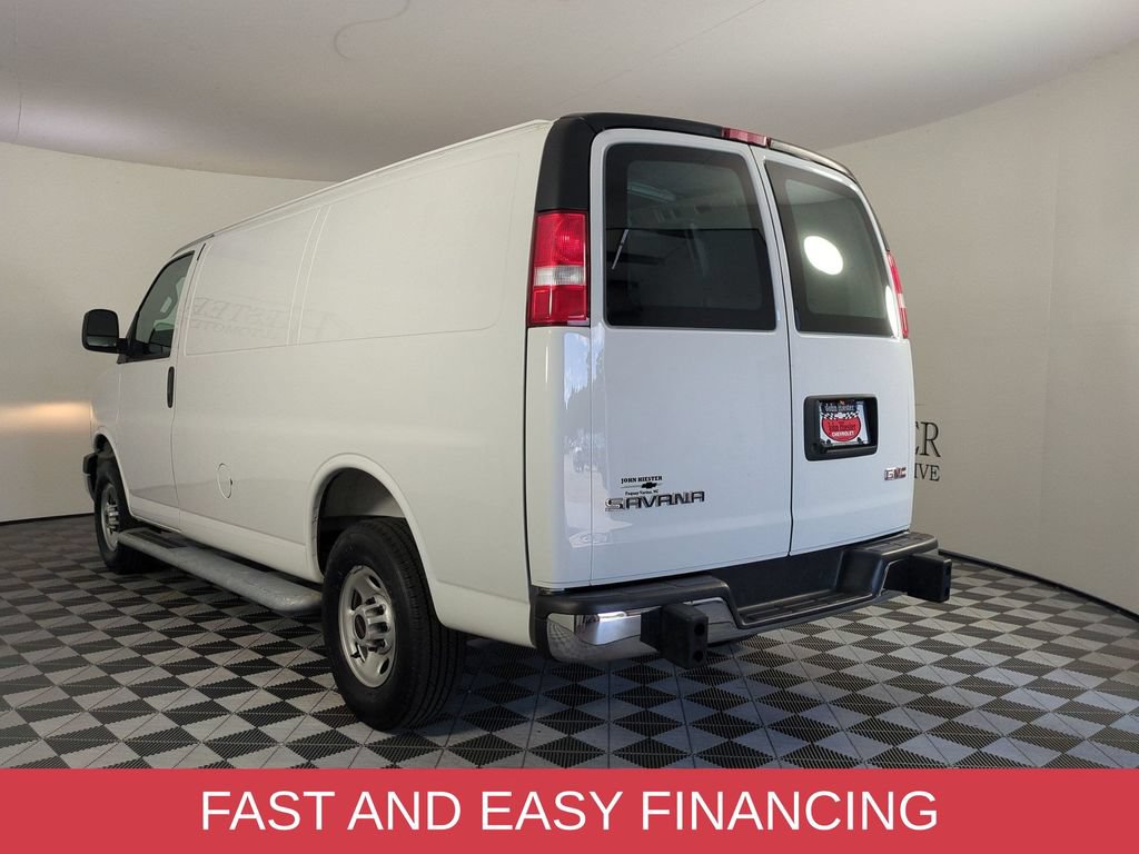Used 2025 GMC Savana 2500 w/ Driver Convenience Package RWD image 5