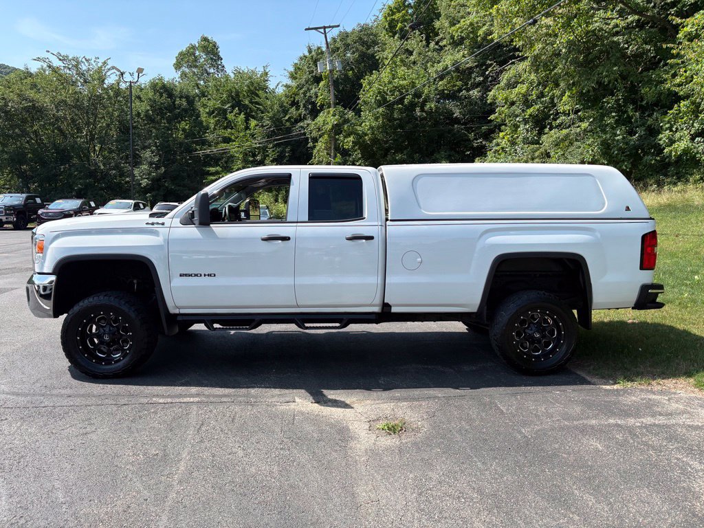 Used 2017 GMC Sierra 2500 4x4 Double Cab image 2