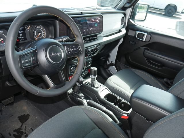 Used 2024 Jeep Wrangler Unlimited Sport AWD/4WD image 13
