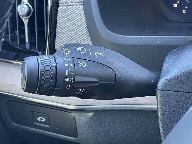Used 2026 Volvo XC90 B6 Plus AWD/4WD image 24