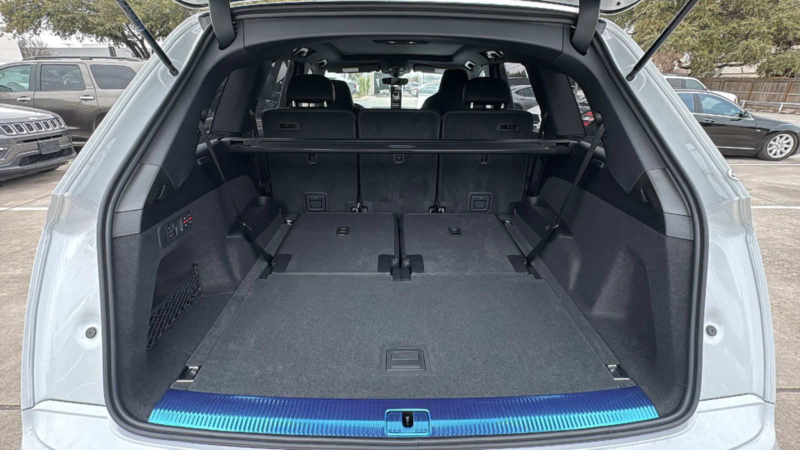 New 2026 Audi SQ7 Premium Plus image 25