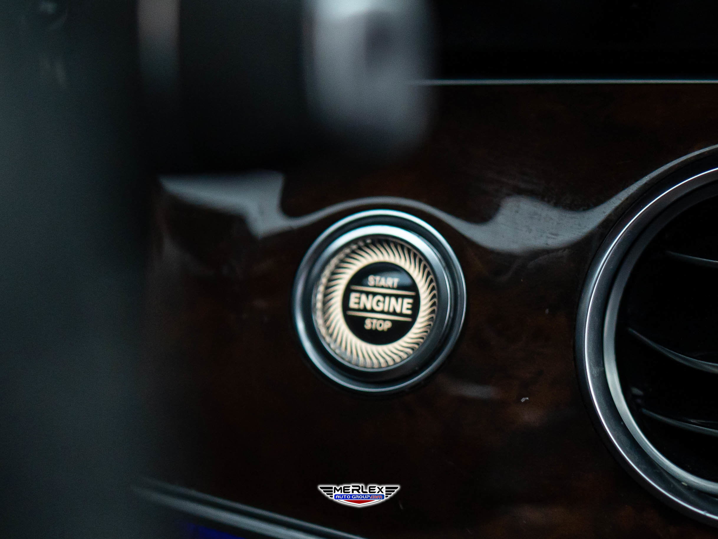 Used 2017 Mercedes-Benz E 300 300 4MATIC image 34