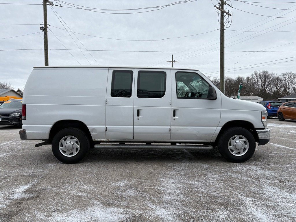 Used 2014 Ford E-250 and Econoline 250 E-250 w/ Power Group image 3