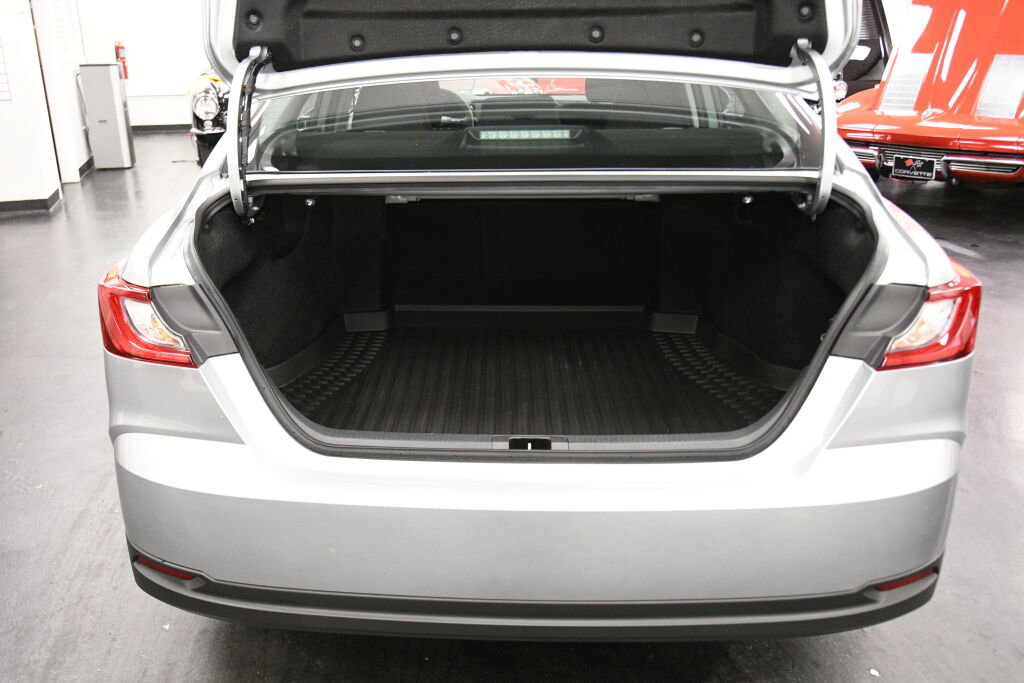 Certified 2025 Toyota Camry LE image 18