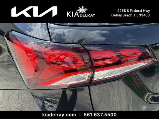 Used 2022 Chevrolet Equinox LT FWD image 7