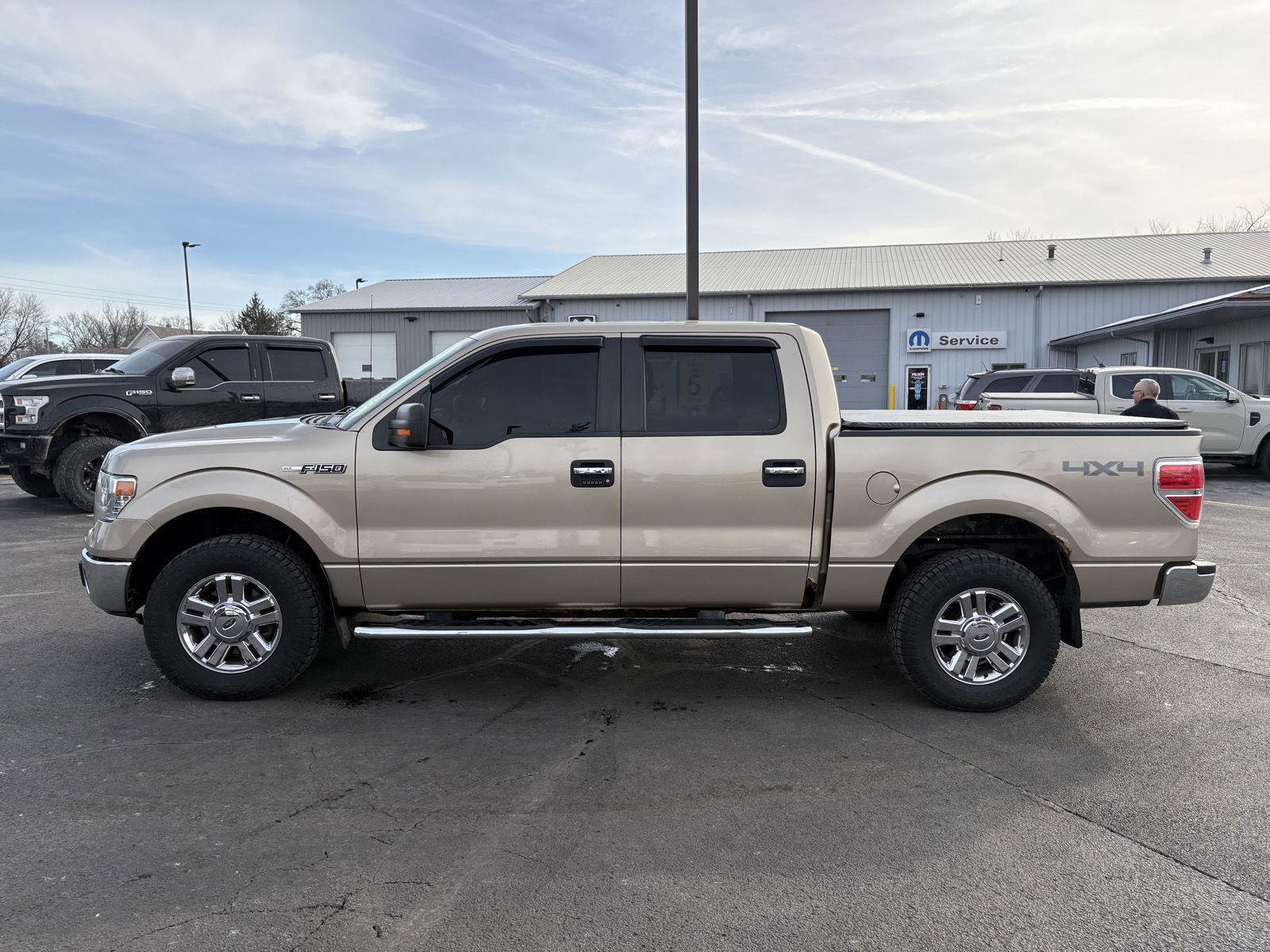 Used 2014 Ford F150 XLT w/ Equipment Group 302A Luxury image 5