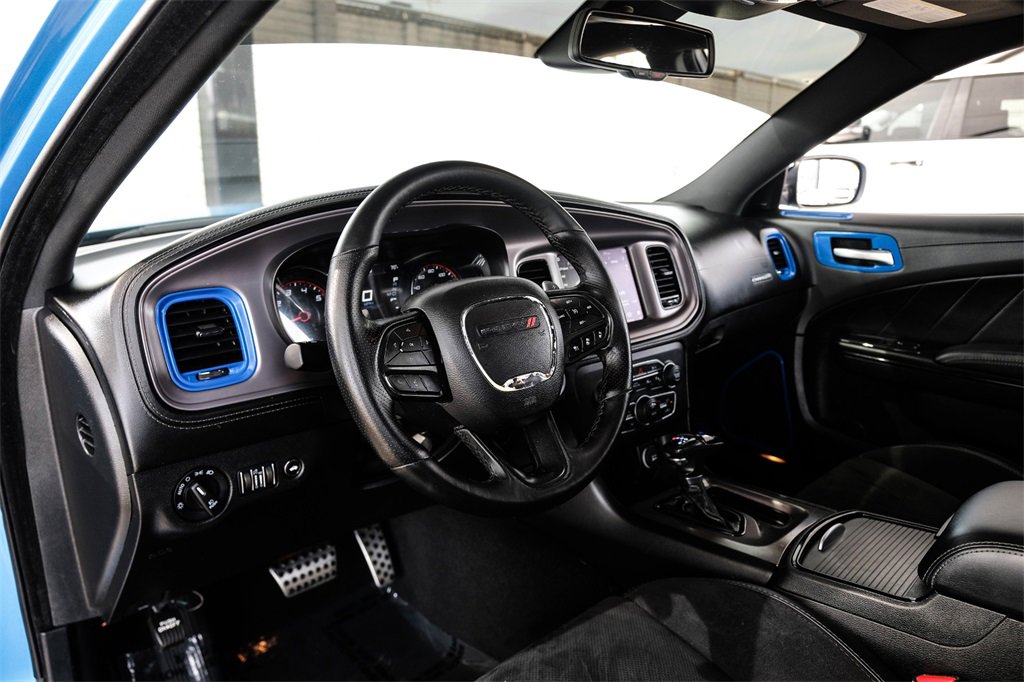 Used 2023 Dodge Charger R/T w/ Plus Group image 2