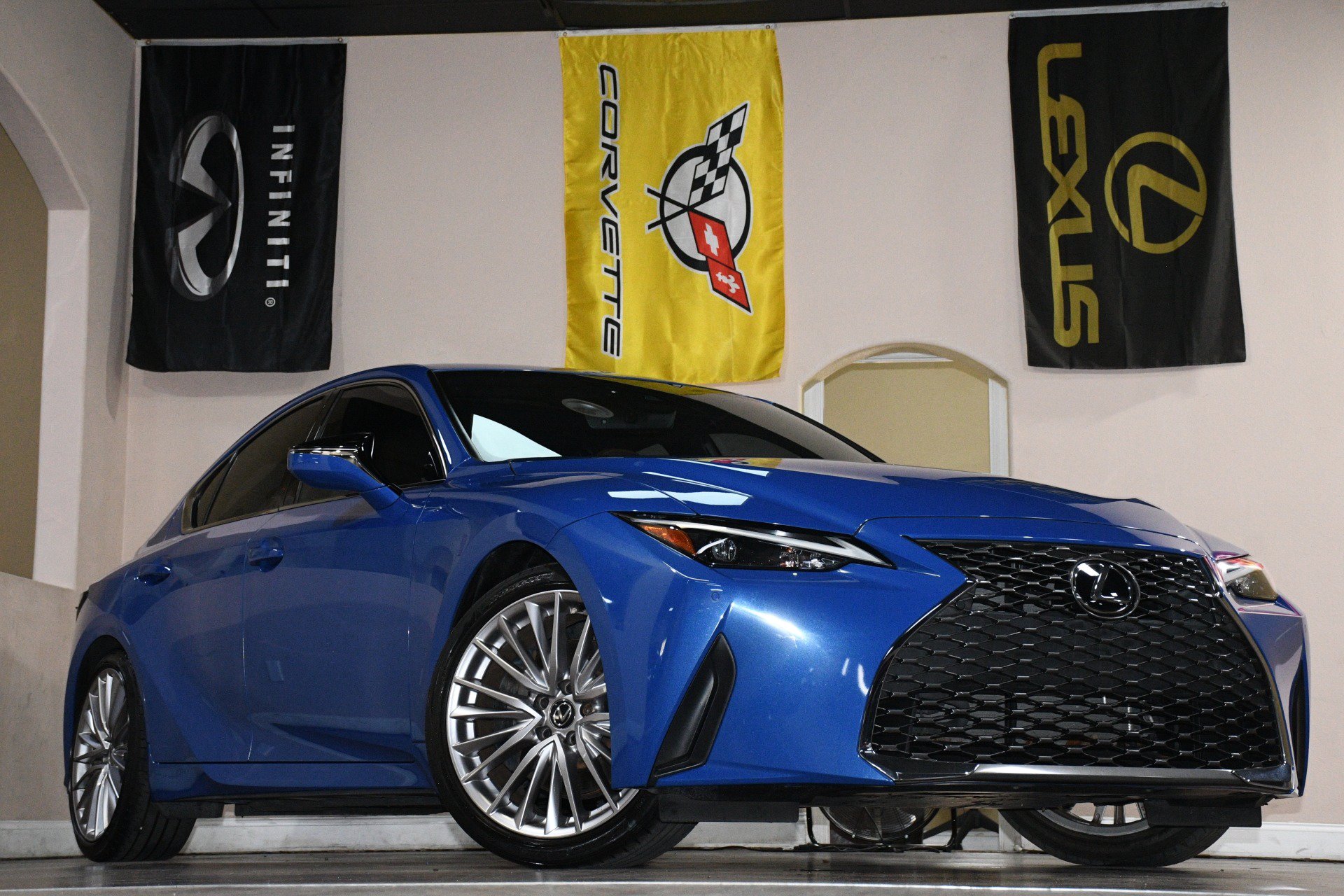 Used 2023 Lexus IS 300 w/ Premium Package RWD image 83