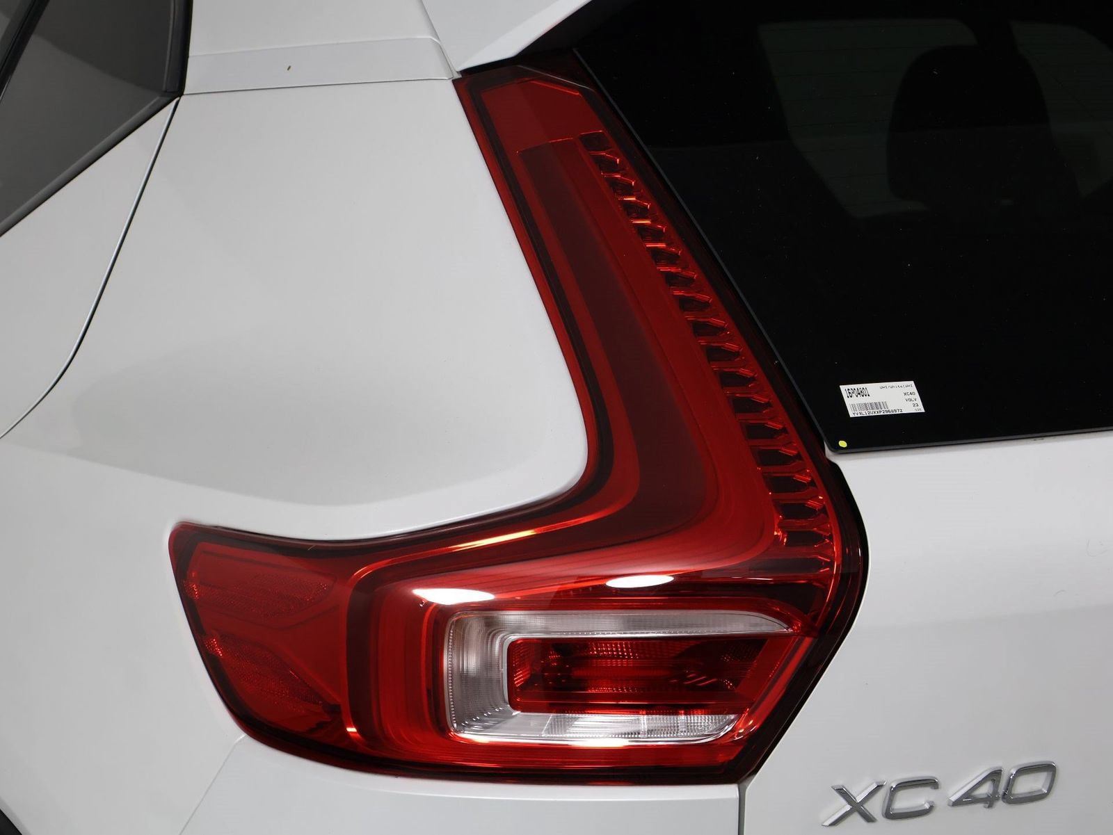 Used 2023 Volvo XC40 B5 Ultimate w/ Climate Package AWD/4WD image 18