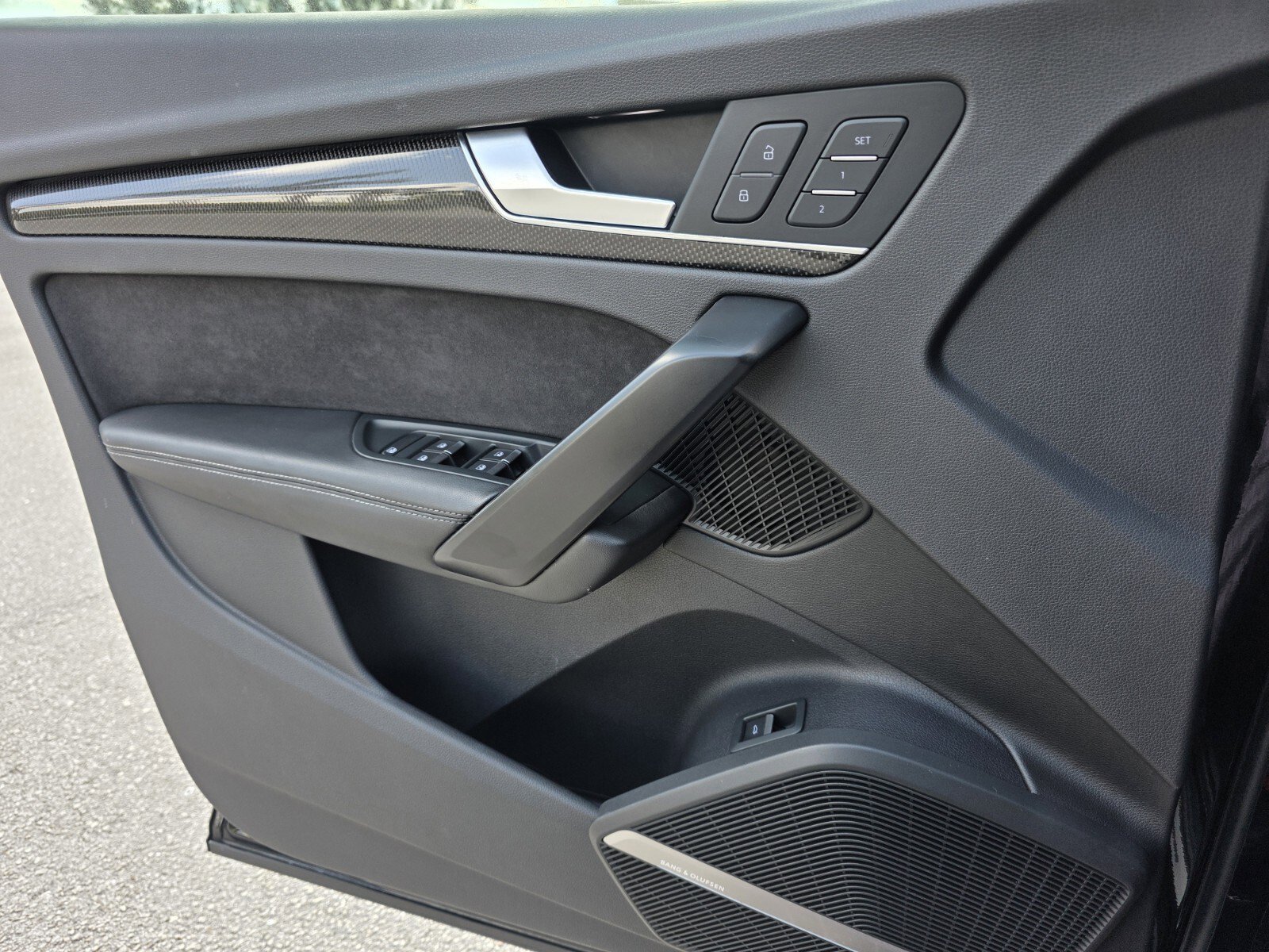 Used 2018 Audi SQ5 Prestige w/ Prestige Package image 27