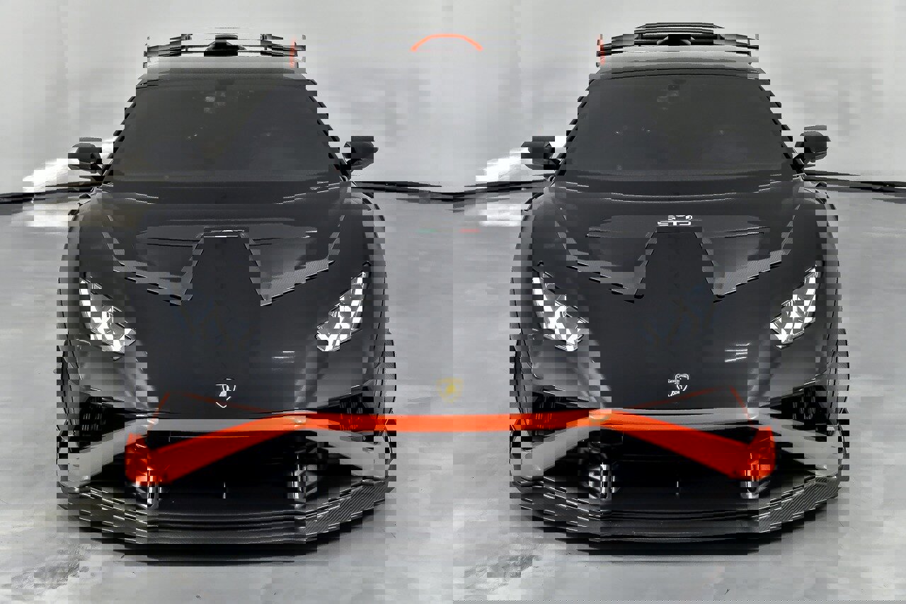 Used 2021 Lamborghini Huracan STO image 9