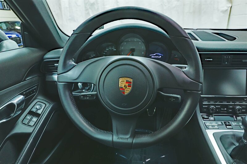 Used 2015 Porsche 911 Carrera S image 54