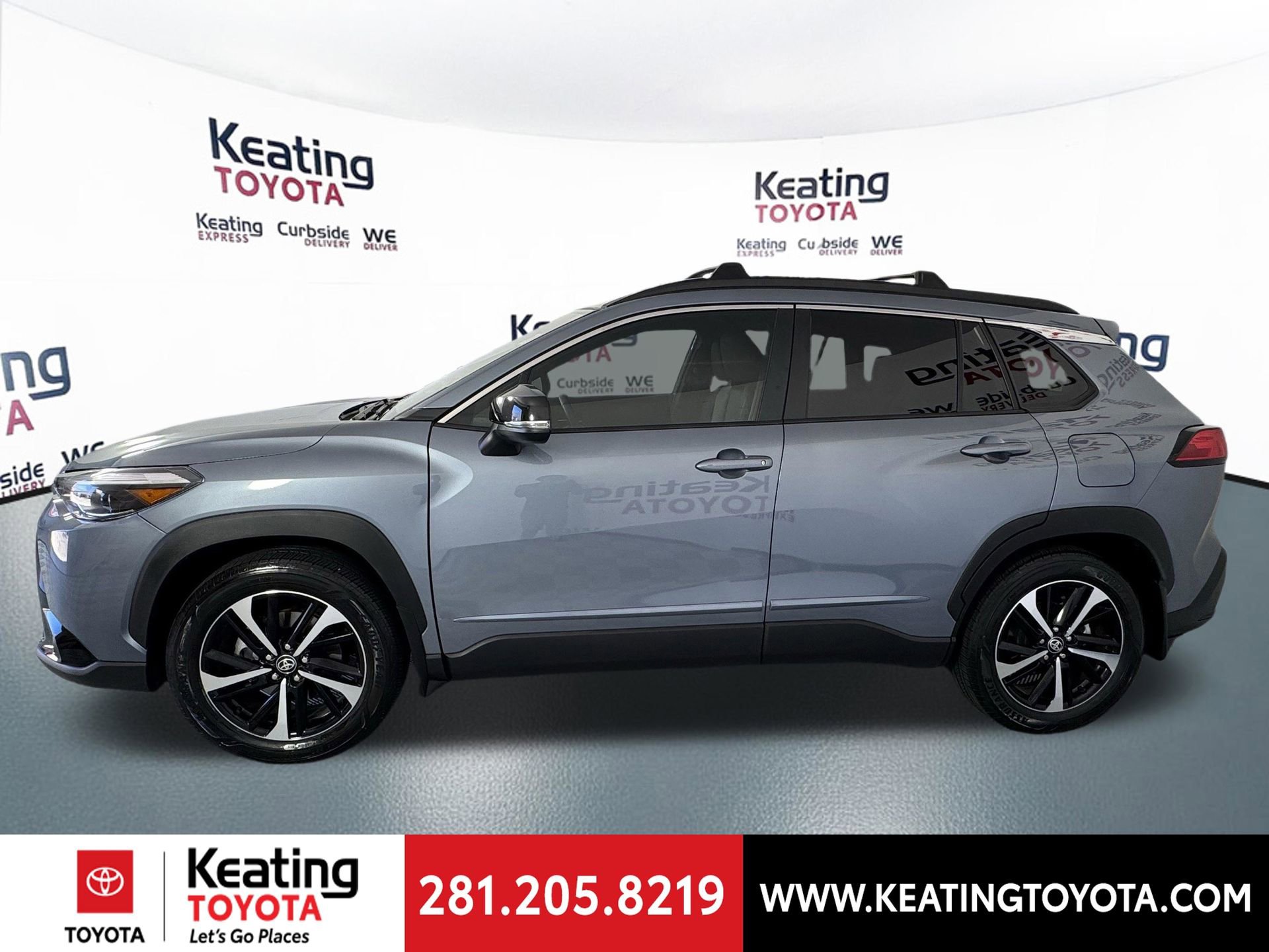 Used 2025 Toyota Corolla Cross AWD Hybrid w/ Convenience Package image 8