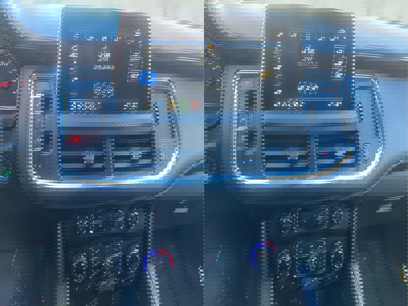 Used 2021 Chevrolet Suburban Z71 image 9