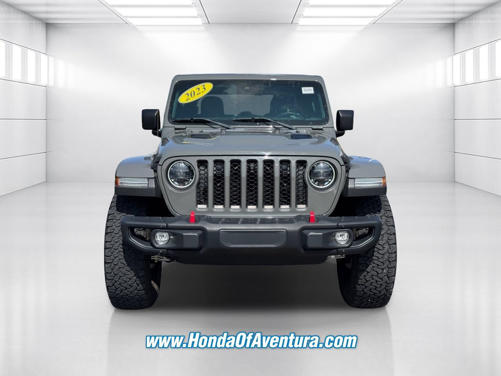 Used 2023 Jeep Gladiator Rubicon w/ LED Lighting Group AWD/4WD image 2