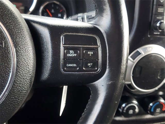 Used 2015 Jeep Wrangler Unlimited Rubicon w/ Connectivity Group image 20