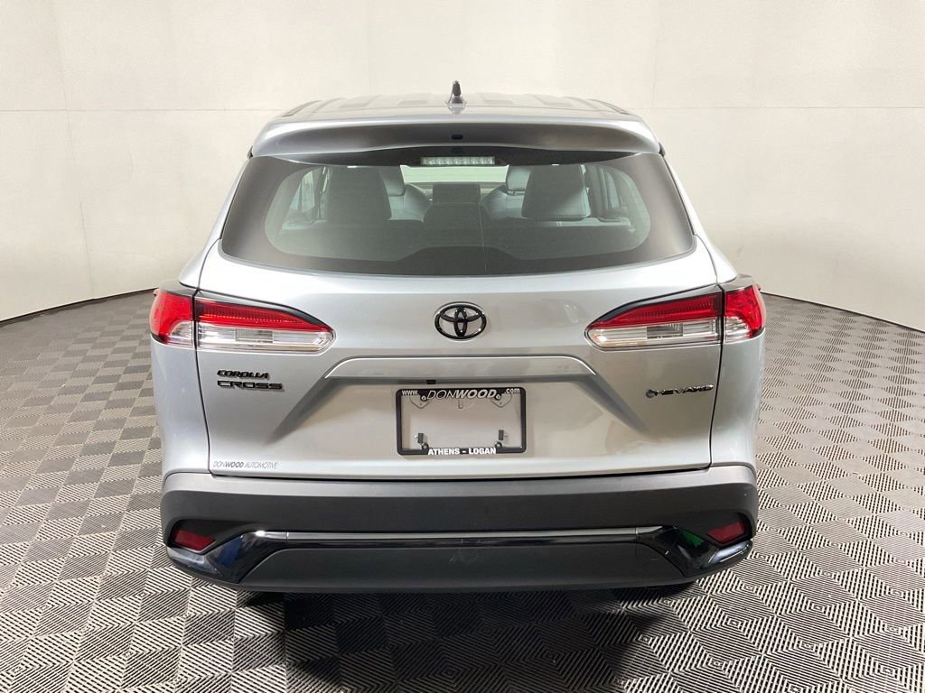 Used 2025 Toyota Corolla Cross AWD Hybrid image 14