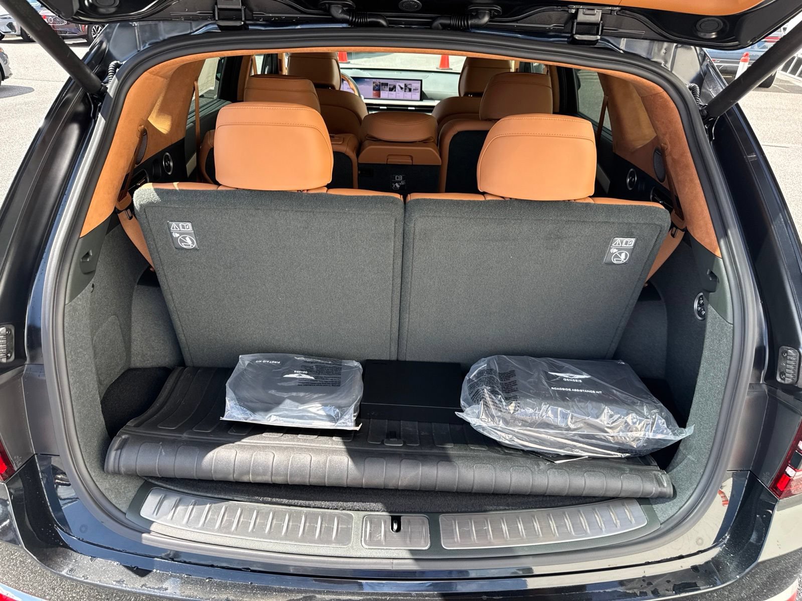 New 2026 Genesis GV80 3.5T Prestige AWD/4WD image 11