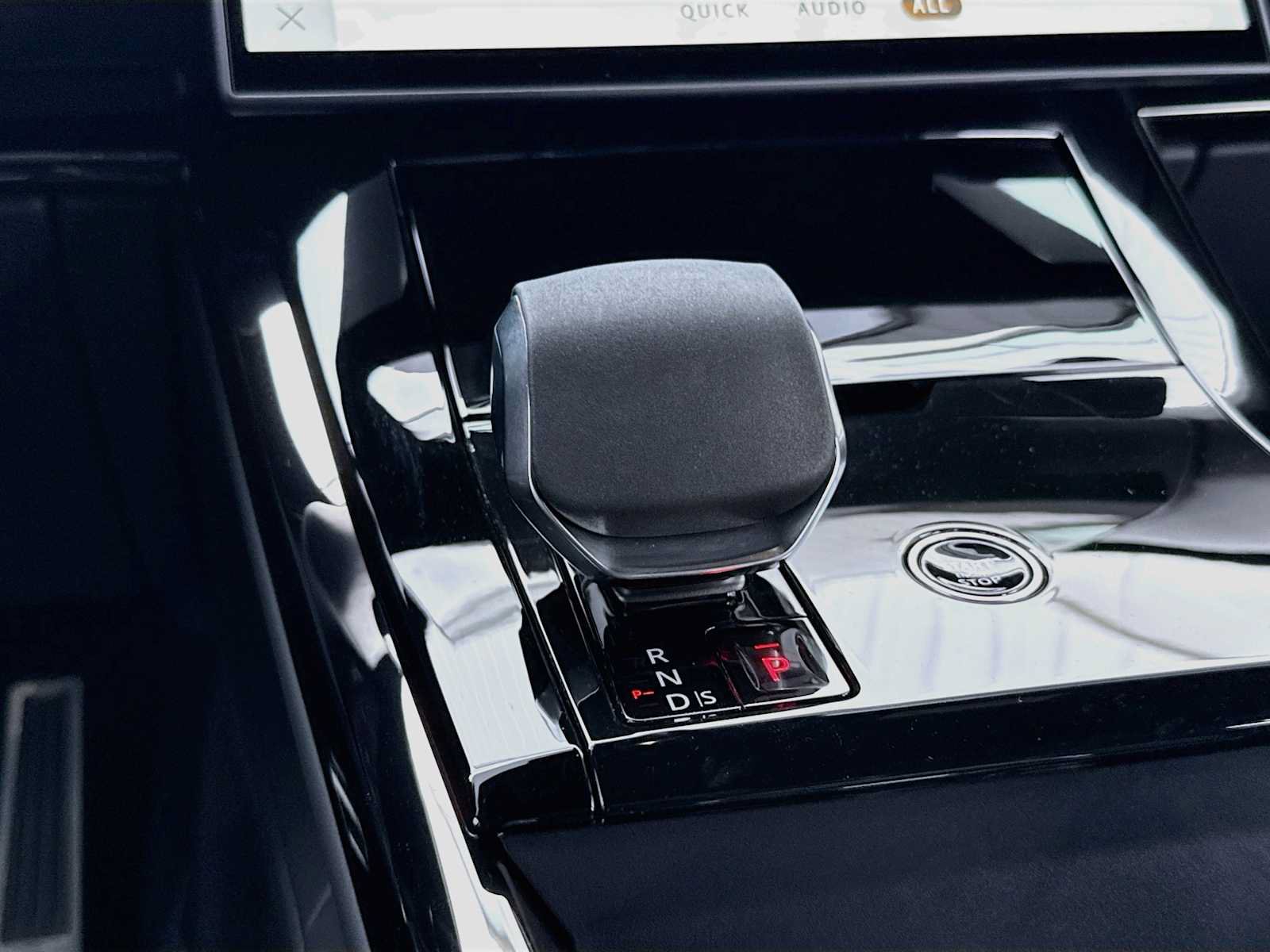 Certified 2025 Land Rover Range Rover Sport Dynamic SE AWD/4WD image 10