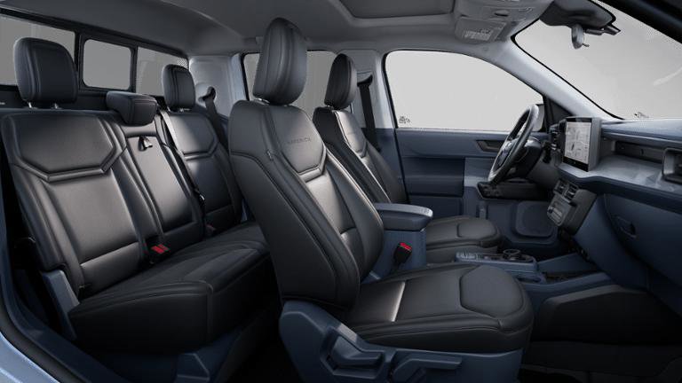 New 2025 Ford Maverick Lariat w/ Black Appearance Package image 6
