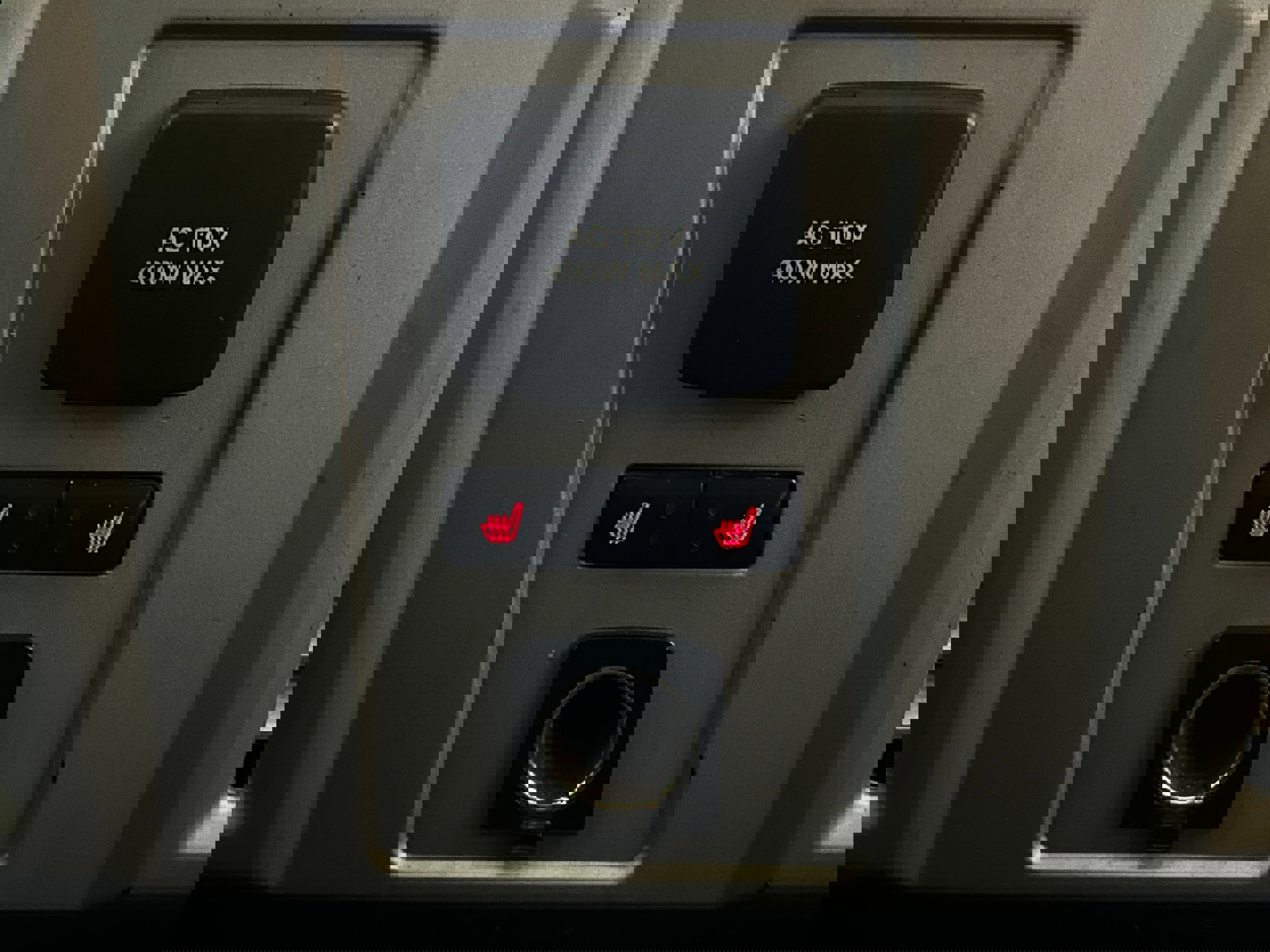 Used 2016 Ford F150 Lariat w/ Equipment Group 502A Luxury image 33