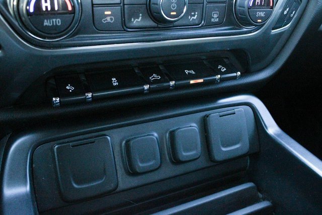 Used 2018 Chevrolet Silverado 1500 LT w/ All Star Edition image 19