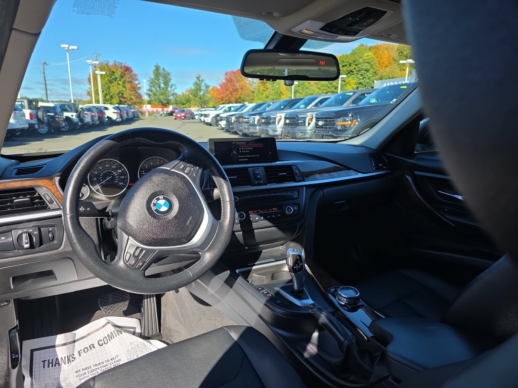 Used 2015 BMW 328i xDrive Sedan AWD/4WD image 18