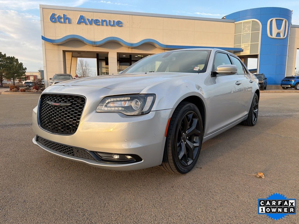 Used 2023 Chrysler 300 S image 1