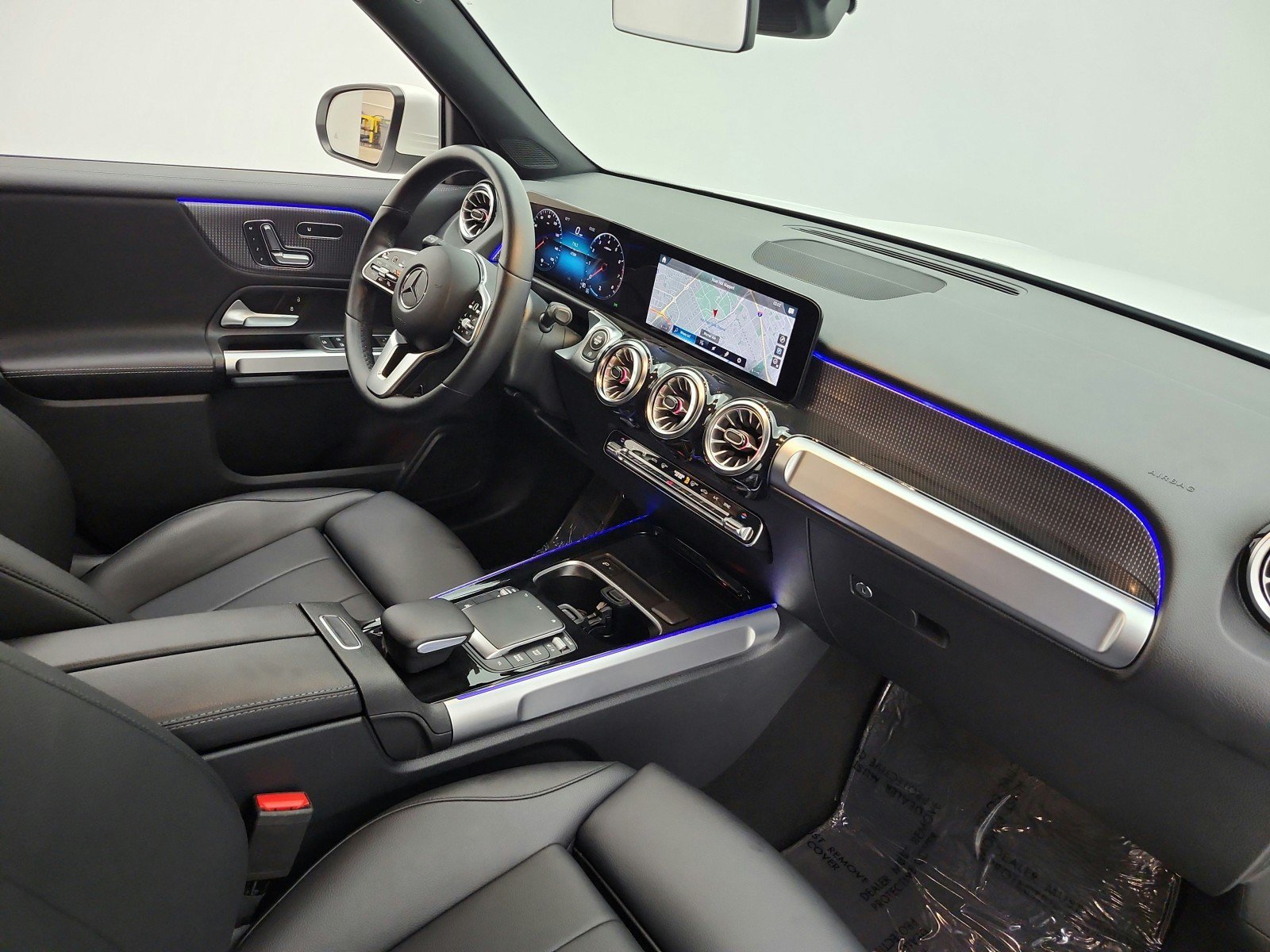 Used 2022 Mercedes-Benz GLB 250 image 17