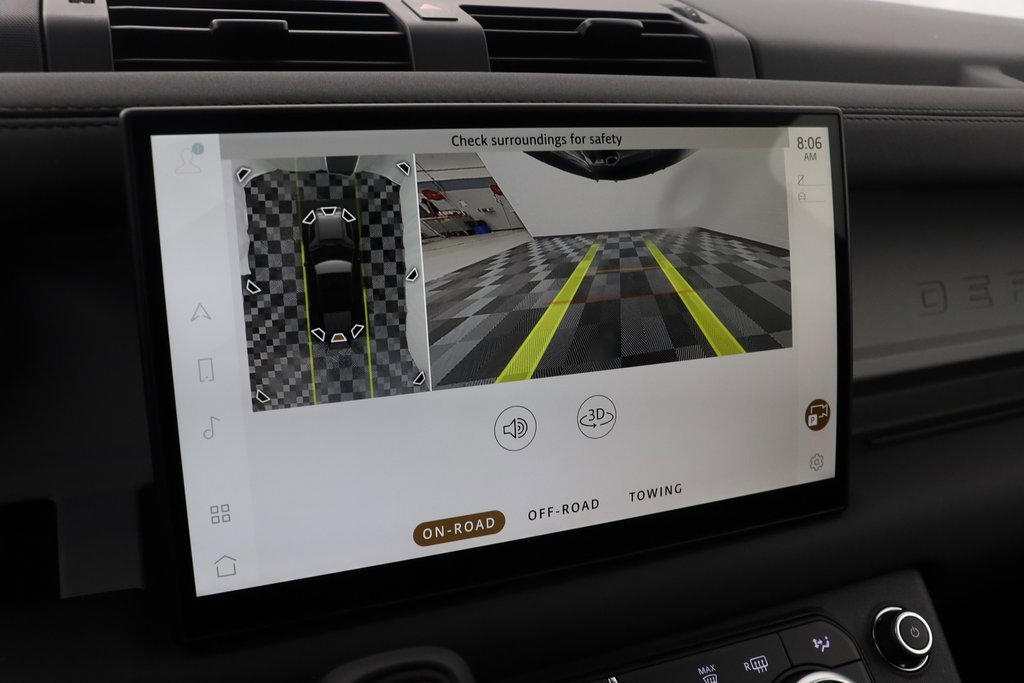 New 2024 Land Rover Defender 110 SE image 16